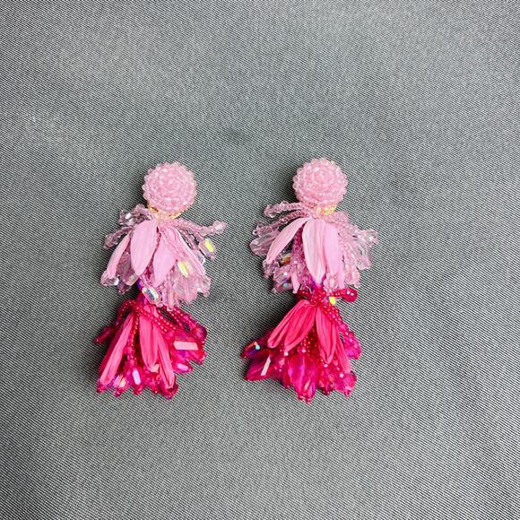 Oscar de la Renta Pink Beaded Flower Clip-On Earrings - Picture 1 of 3